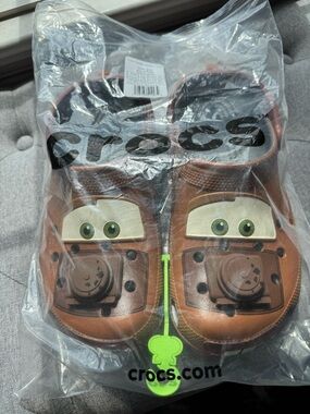 CROCS Adult Mater Classic Clog M8/W10